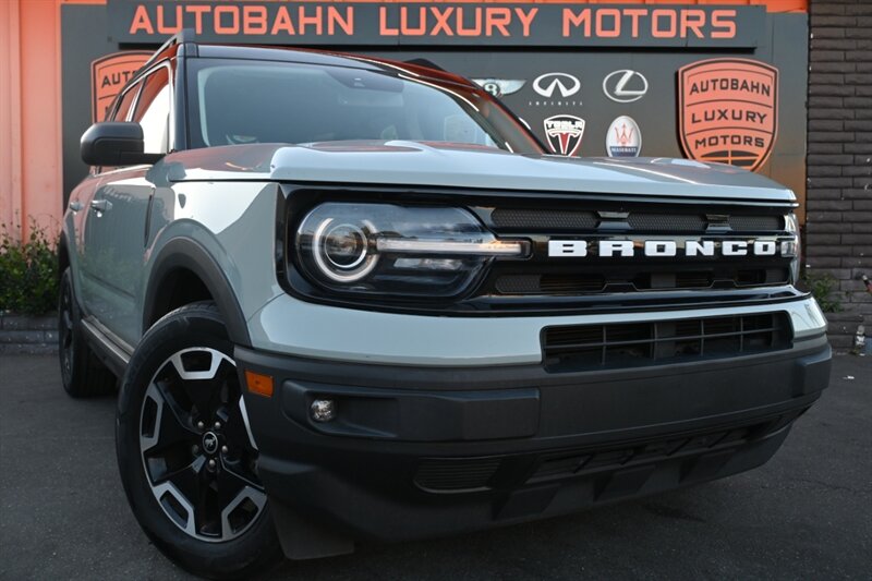 2022 Ford Bronco Sport Outer Banks - Photo 1 - Norwalk, CA 90650-2241