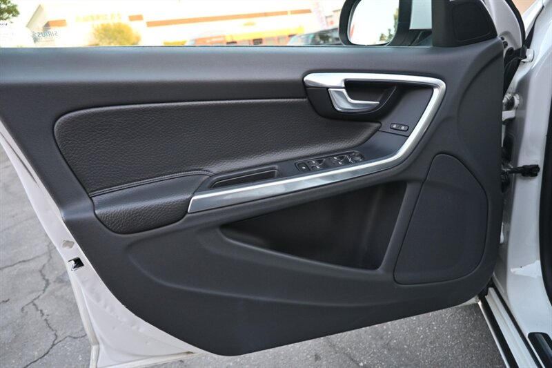 2012 Volvo S60 T5 photo 18
