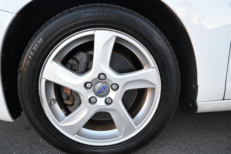 2012 Volvo S60 T5 photo 16