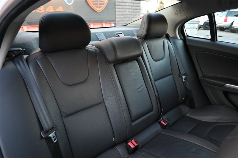 2012 Volvo S60 T5 photo 54