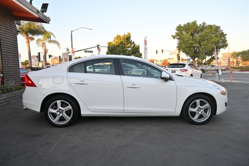 2012 Volvo S60 T5 photo 14