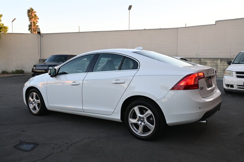 2012 Volvo S60 T5 photo 8