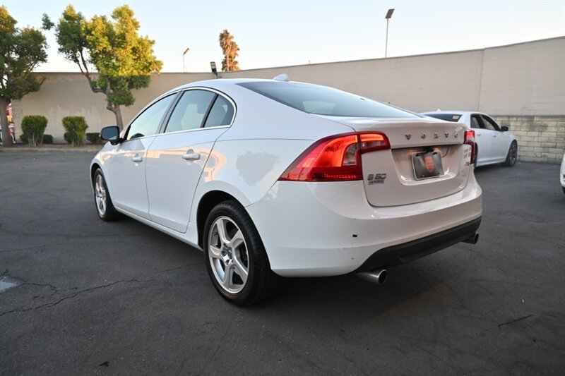 2012 Volvo S60 T5 photo 9
