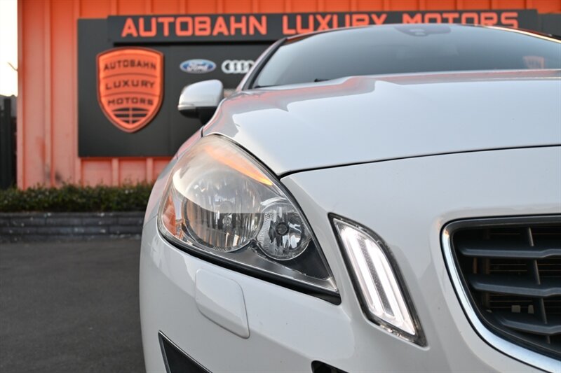 2012 Volvo S60 T5 photo 3