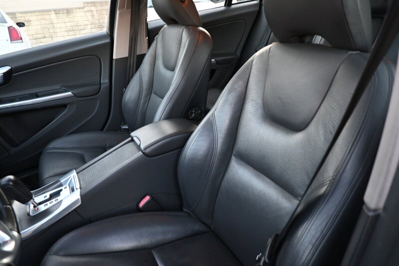 2012 Volvo S60 T5 photo 22