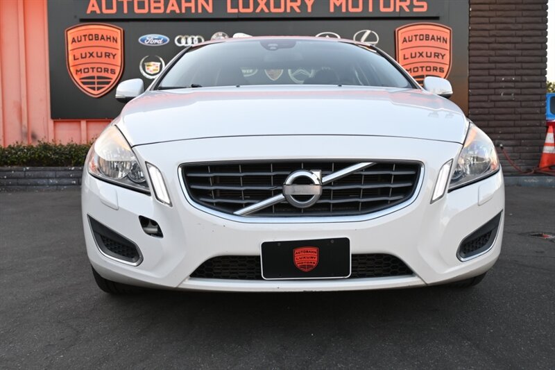 2012 Volvo S60 T5 photo 2