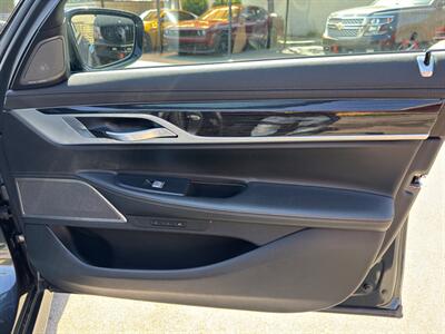 2019 BMW 7 Series 740i   - Photo 42 - Norwalk, CA 90650-2241