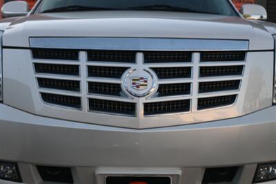 2013 Cadillac Escalade ESV Luxury   - Photo 4 - Norwalk, CA 90650-2241
