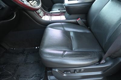 2013 Cadillac Escalade ESV Luxury   - Photo 24 - Norwalk, CA 90650-2241