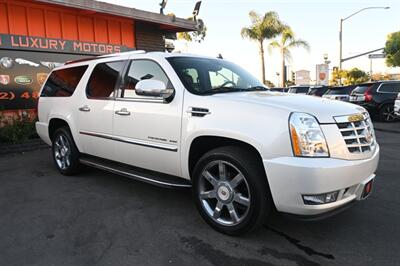 2013 Cadillac Escalade ESV Luxury   - Photo 14 - Norwalk, CA 90650-2241