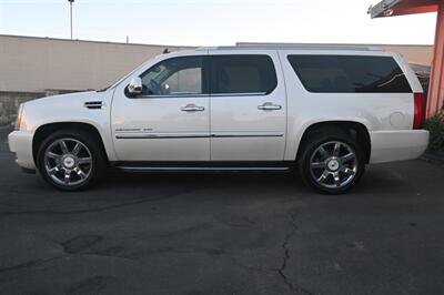 2013 Cadillac Escalade ESV Luxury   - Photo 7 - Norwalk, CA 90650-2241