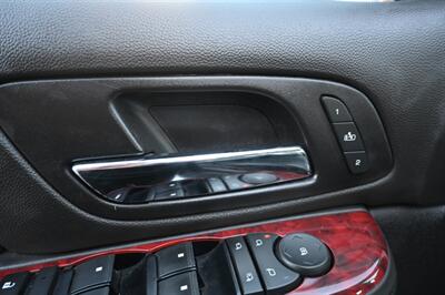 2013 Cadillac Escalade ESV Luxury   - Photo 19 - Norwalk, CA 90650-2241