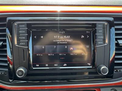 2018 Volkswagen Beetle Convertible 2.0T S   - Photo 38 - Norwalk, CA 90650-2241
