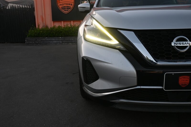 2019 Nissan Murano S photo 3