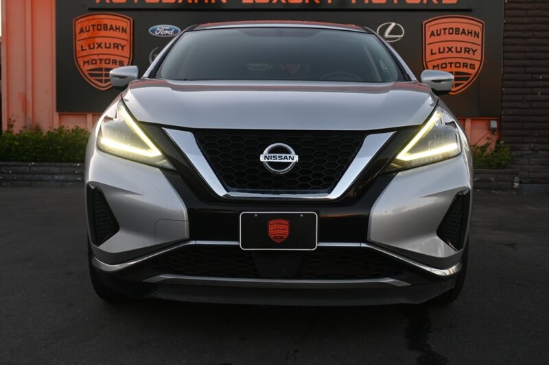 2019 Nissan Murano S photo 2