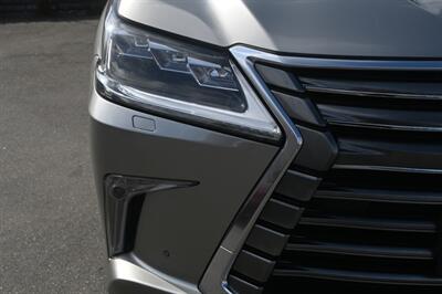 2016 Lexus LX 570   - Photo 4 - Norwalk, CA 90650-2241