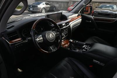 2016 Lexus LX 570   - Photo 26 - Norwalk, CA 90650-2241