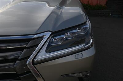 2016 Lexus LX 570   - Photo 6 - Norwalk, CA 90650-2241