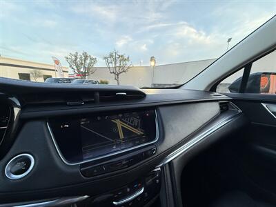 2019 Cadillac XT5 Premium Luxury   - Photo 37 - Norwalk, CA 90650-2241