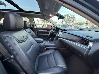 2019 Cadillac XT5 Premium Luxury   - Photo 31 - Norwalk, CA 90650-2241