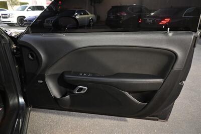 2016 Dodge Challenger SXT   - Photo 36 - Norwalk, CA 90650-2241