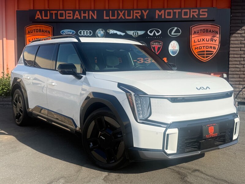 2025 Kia EV9 GT-Line AWD's photo