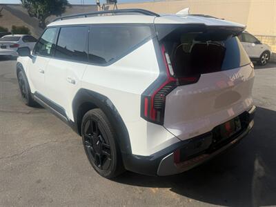 2025 Kia EV9 GT-Line   - Photo 8 - Norwalk, CA 90650-2241