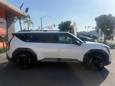 2025 Kia EV9 GT-Line   - Photo 16 - Norwalk, CA 90650-2241