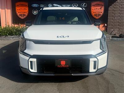 2025 Kia EV9 GT-Line   - Photo 2 - Norwalk, CA 90650-2241