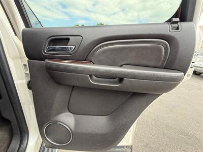 2011 GMC Yukon Denali   - Photo 37 - Norwalk, CA 90650-2241