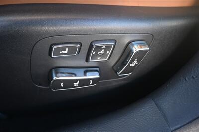 2014 Lexus LS 460   - Photo 18 - Norwalk, CA 90650-2241