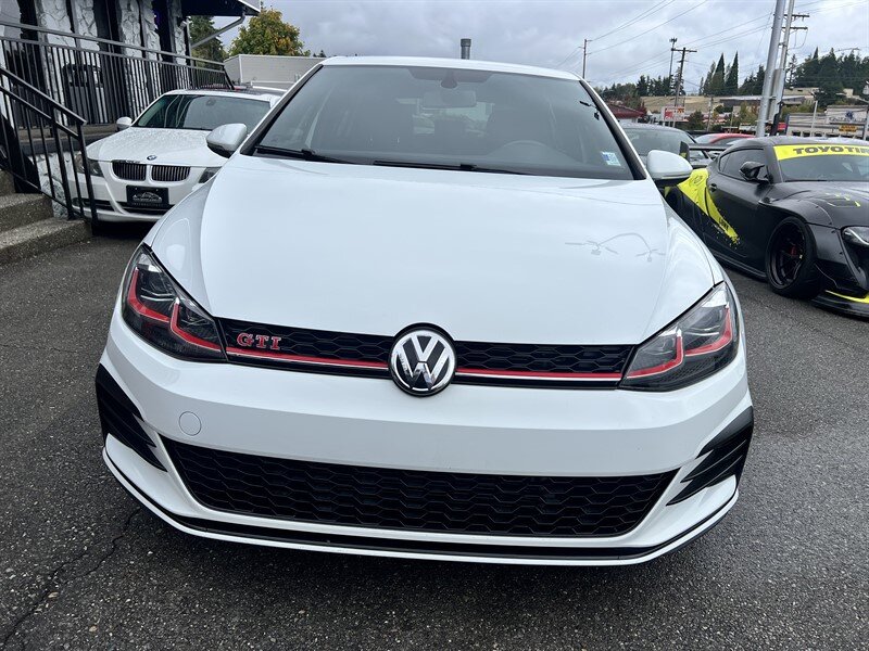 2019 Volkswagen Golf S