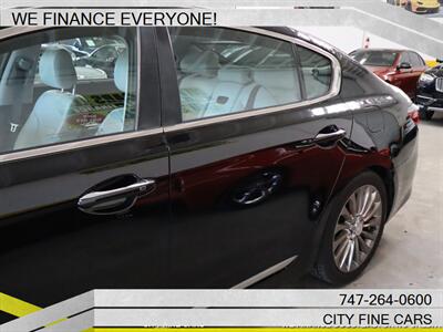 2017 Kia K900 Luxury V8   - Photo 6 - Panorama City, CA 91402