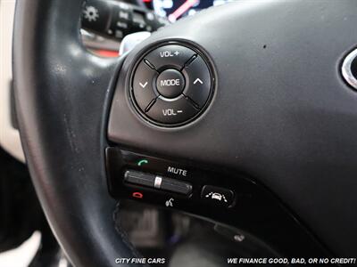 2017 Kia K900 Luxury V8   - Photo 22 - Panorama City, CA 91402