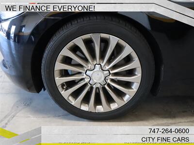 2017 Kia K900 Luxury V8   - Photo 4 - Panorama City, CA 91402