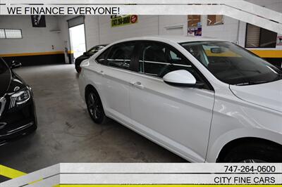 2022 Volkswagen Jetta 1.5T SE - Photo 11 - Panorama City, CA 91402