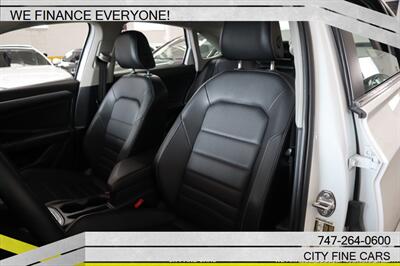 2022 Volkswagen Jetta 1.5T SE - Photo 23 - Panorama City, CA 91402