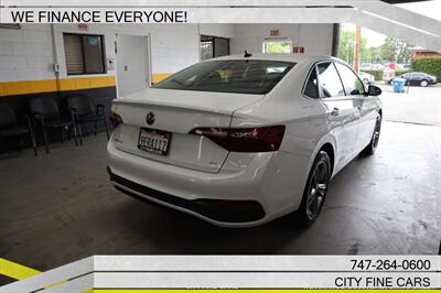 2022 Volkswagen Jetta 1.5T SE - Photo 9 - Panorama City, CA 91402