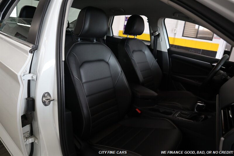 2022 Volkswagen Jetta 1.5T SE - Photo 27 - Panorama City, CA 91402