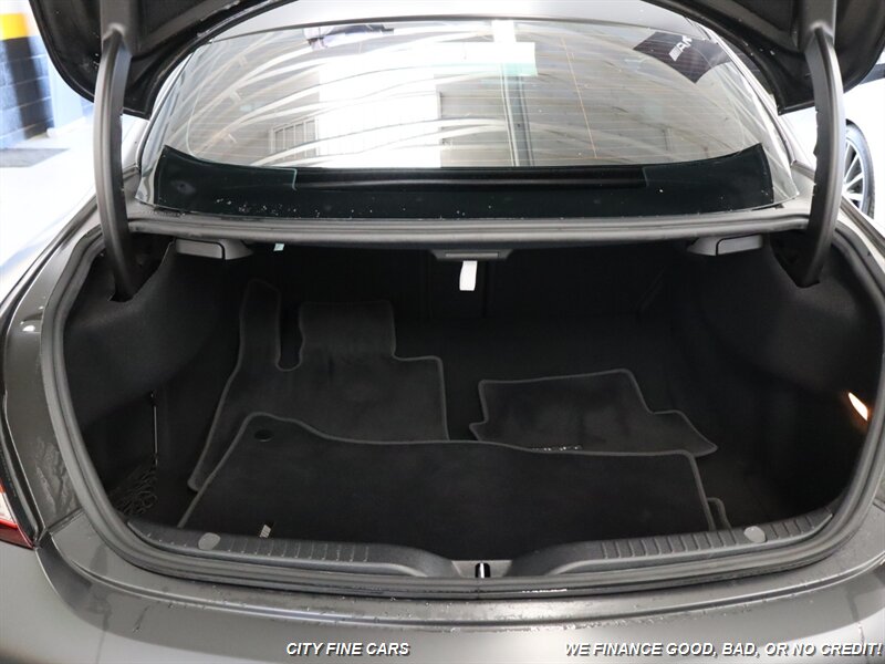 2021 Mercedes-Benz AMG C 63 S - Photo 13 - Panorama City, CA 91402