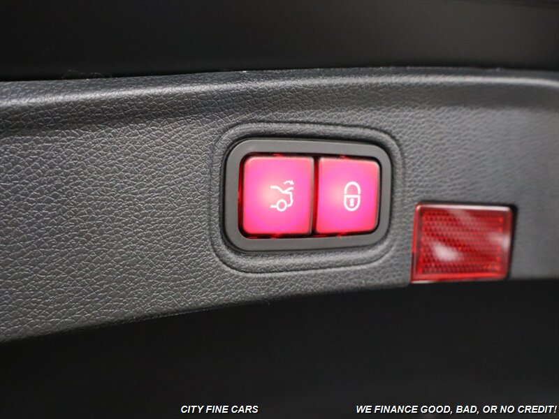 2021 Mercedes-Benz AMG C 63 S - Photo 14 - Panorama City, CA 91402