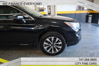 2017 Subaru Outback 2.5i Limited   - Photo 12 - Panorama City, CA 91402