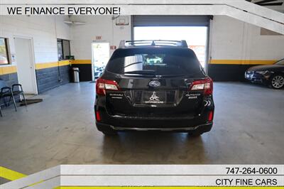 2017 Subaru Outback 2.5i Limited   - Photo 8 - Panorama City, CA 91402