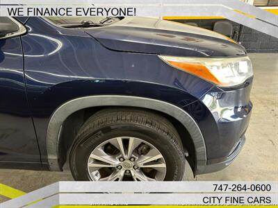 2014 Toyota Highlander XLE   - Photo 14 - Panorama City, CA 91402