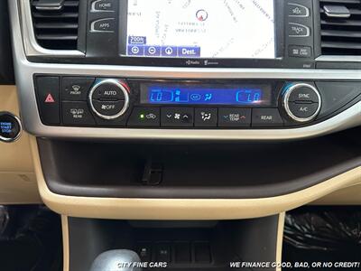 2014 Toyota Highlander XLE   - Photo 26 - Panorama City, CA 91402