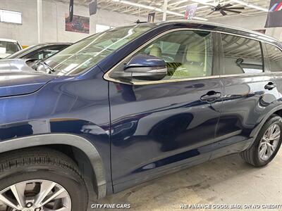 2014 Toyota Highlander XLE   - Photo 5 - Panorama City, CA 91402