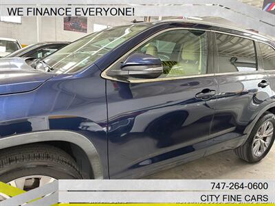 2014 Toyota Highlander XLE   - Photo 5 - Panorama City, CA 91402