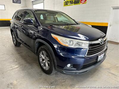 2014 Toyota Highlander XLE   - Photo 15 - Panorama City, CA 91402