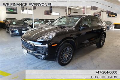 2017 Porsche Cayenne - Photo 2 - Panorama City, CA 91402