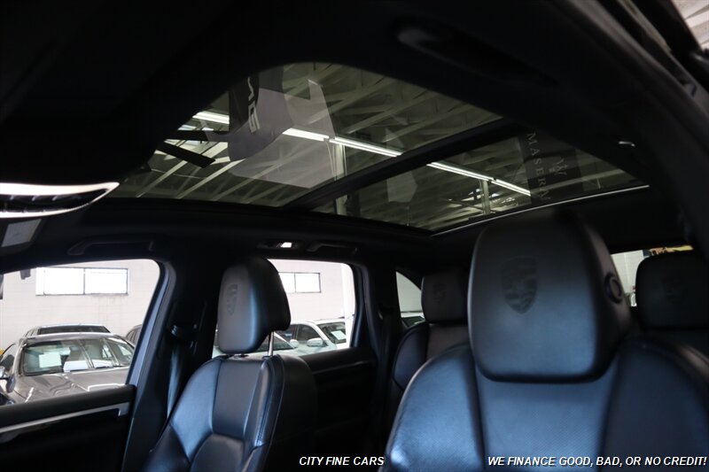 2017 Porsche Cayenne - Photo 29 - Panorama City, CA 91402